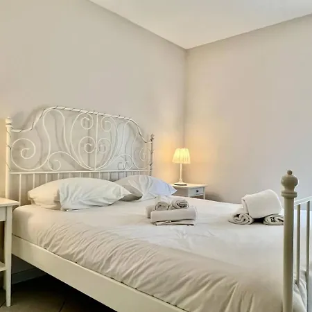 Modern One Near Mc Σπίτι διακοπών Beausoleil