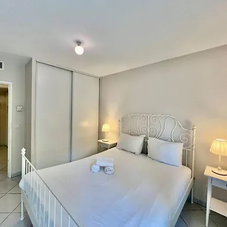 Modern One Near Mc Σπίτι διακοπών Beausoleil